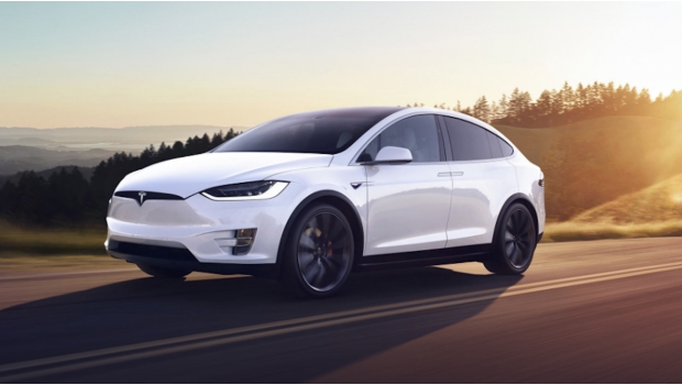 ¡Tesla regalará un Model 3! Sólo tienes que hackearlos. Noticias en tiempo real