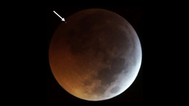Un meteorito impactó con la Luna en pleno eclipse. Noticias en tiempo real