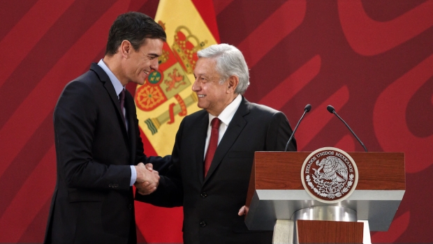 Presidente de España regala a AMLO acta de nacimiento de su abuelo. Noticias en tiempo real