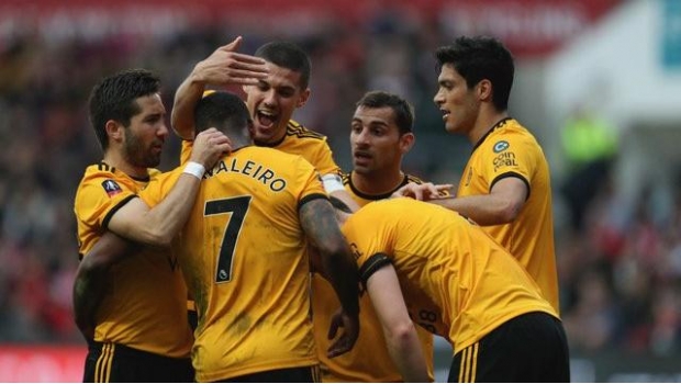 Wolves se instala en los Cuartos de Final de la FA Cup con Jiménez como titular. Noticias en tiempo real