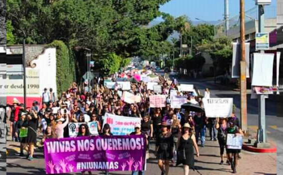 Marchan contra la violencia hacia las mujeres en Morelos. Noticias en tiempo real