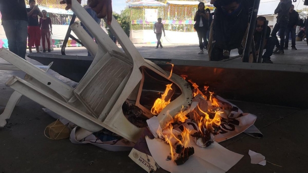 Queman urna y boletas de termoeléctrica en municipio donde mataron a Samir Flores. Noticias en tiempo real