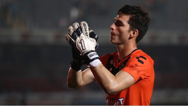 Chivas va con todo por Sebastián Jurado, portero sensación ...