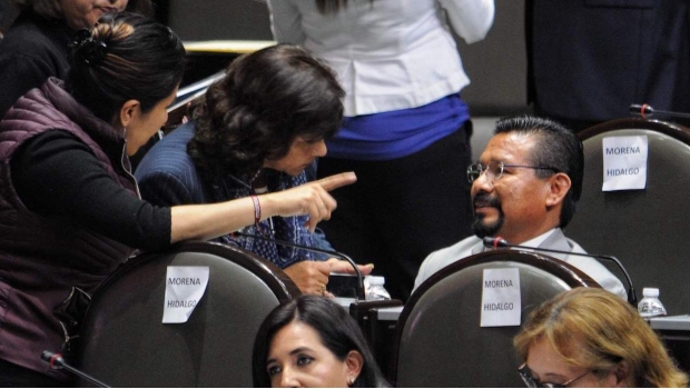 Diputado de Morena pide licencia para enfrentar proceso penal en su contra. Noticias en tiempo real