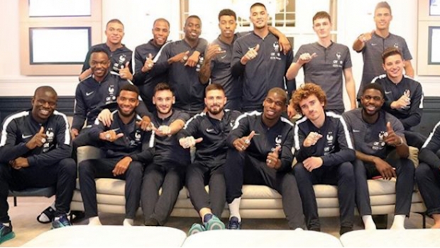 Los espectaculares anillos que Pogba regaló a sus compañeros por ganar la Copa del Mundo. Noticias en tiempo real