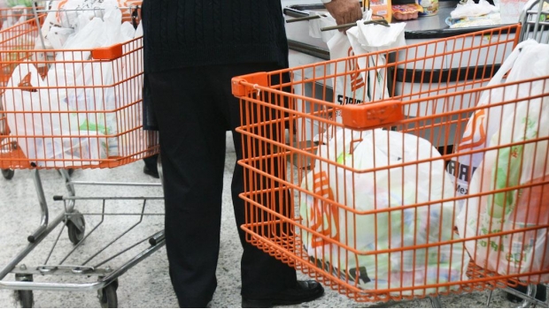 Adiós a las bolsas y el unicel: prohíben en Oaxaca uso de plástico en comercios. Noticias en tiempo real