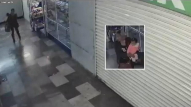Identifican a detenida como la mujer que aparece en video de robó de bebé Nancy Tirzo. Noticias en tiempo real