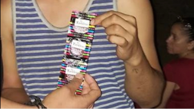 Diputada de Morena regala condones en la playa a su nombre. Noticias en tiempo real