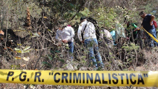 Encuentran al menos 8 cuerpos en fosas de Coapango y Cocula, Guerrero. Noticias en tiempo real