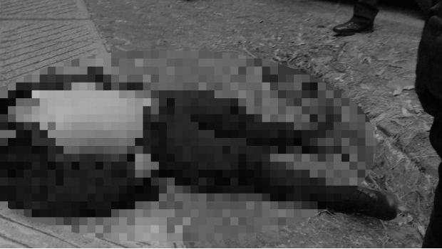 Policía mata a compañero durante desalojo en Cuajimalpa. Noticias en tiempo real