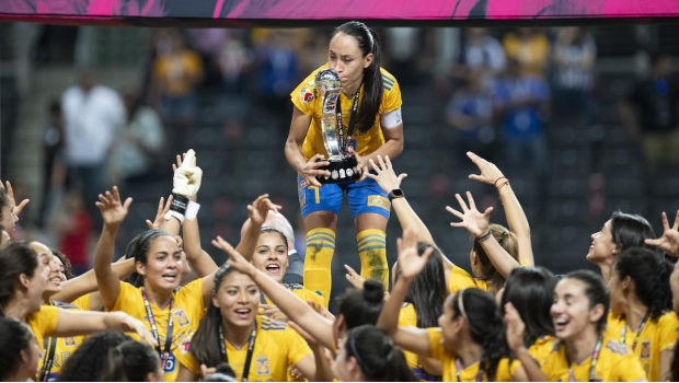 Tigres consigue su segundo título de Liga MX Femenil tras vencer, otra vez, a Rayadas. Noticias en tiempo real