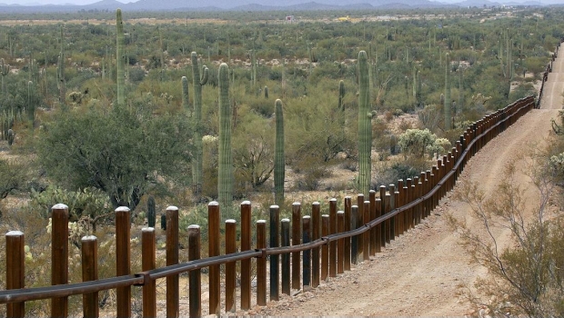 Apenas se han construido 2.7 kilómetros del nuevo muro fronterizo de Trump. Noticias en tiempo real