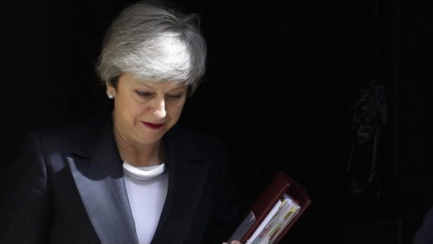 Theresa May podría tener las horas contadas como Primera Ministra del Reino Unido. Noticias en tiempo real