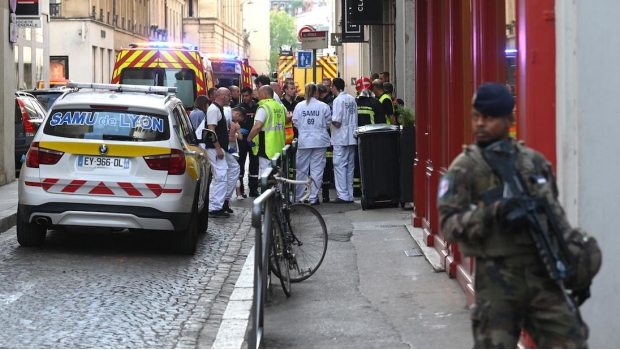 Al menos 8 heridos por explosión en Lyon, Francia. Noticias en tiempo real