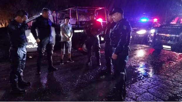Rescatan a 2 adolescentes de ahogarse durante lluvias en Nuevo León. Noticias en tiempo real