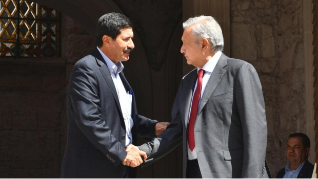 Recibe Corral a López Obrador en Chihuahua. Noticias en tiempo real