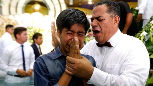 La Luz del Mundo suma fieles pese a detención de líder; se bautizan 16 mil. Noticias en tiempo real