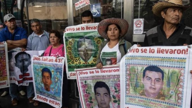 FGR anuncia creación de la Unidad Especial para Caso Ayotzinapa. Noticias en tiempo real