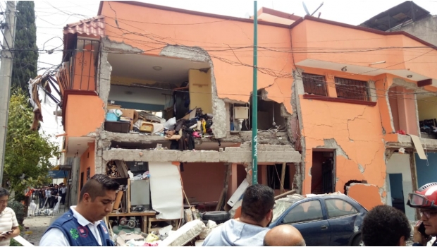 Explosión en casa de Iztacalco deja dos heridos. Noticias en tiempo real