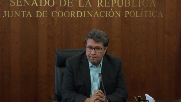 Monreal también pide prudencia a Calderón ante protestas de la Policía Federal. Noticias en tiempo real
