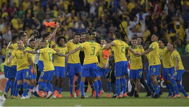 Brasil gana título de Copa América ante un pletórico Estadio Maracaná. Noticias en tiempo real